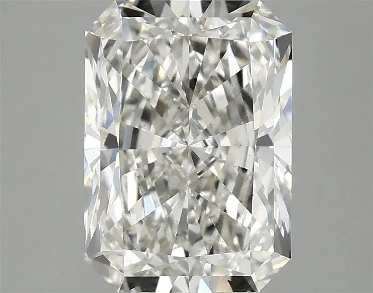 3.04ct Radiant Lab Grown Diamond (Colour G, Clarity VS2, IGI Certified)