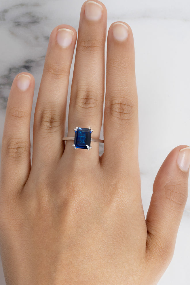 Flora Blue Sapphire Octad Cocktail Ring